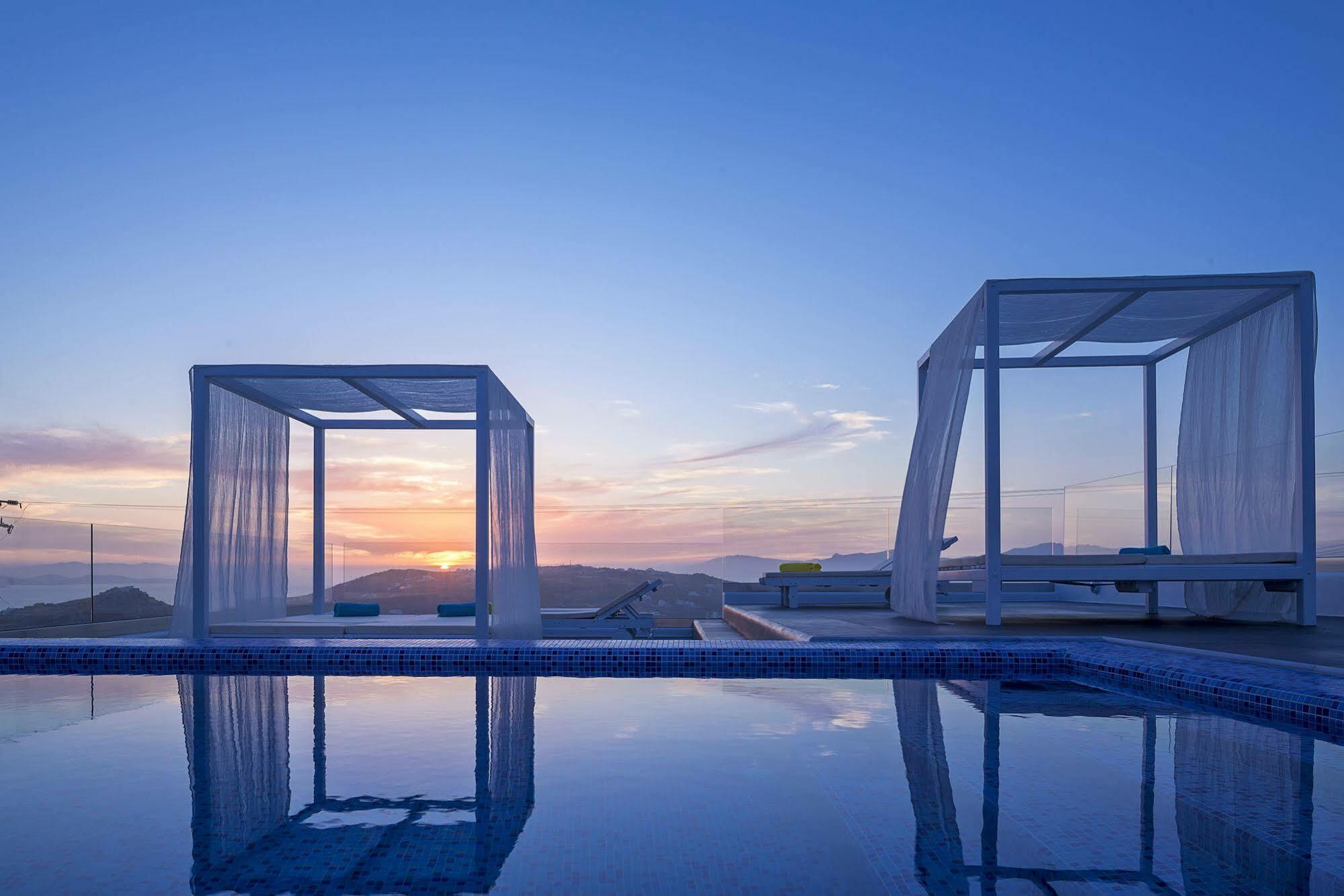 Colours Of Mykonos Luxury Residences & Suites Psarou  Exterior photo